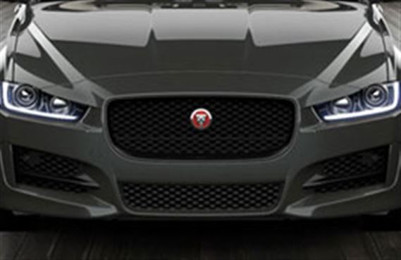 XE Grille - Gloss Black - ACC and Camera - T4N5873 - Genuine Jaguar