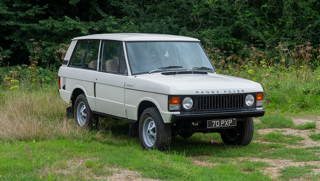 White Range Rover Classic Exterior