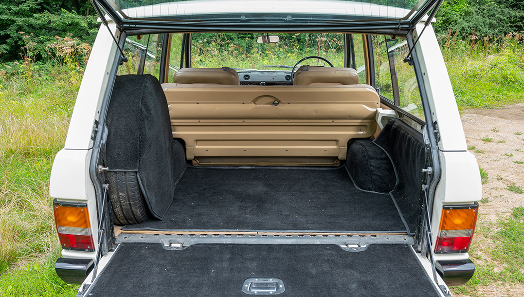 Range Rover Classic Split Tailgate Design
