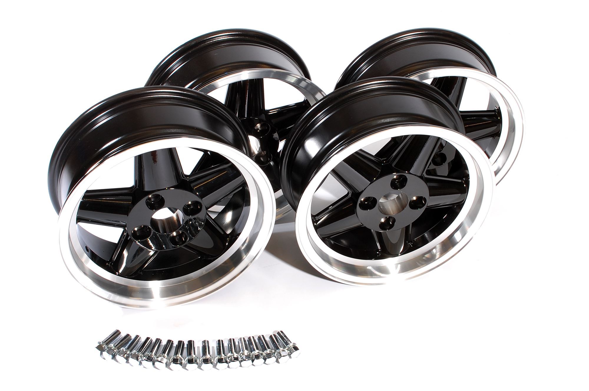 Alloy Wheel Kit - 6J x 15 - Bolt On - Set of 4 - RR1523