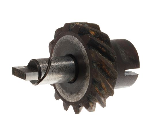Oil Pump Distributor Drive Gear & Shaft Used - 104860U