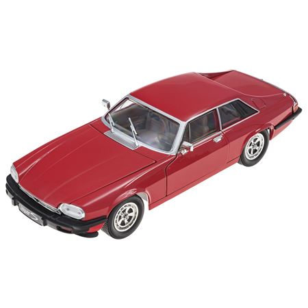 Jaguar XJS 1975 1:18 Die Cast Model Red - 231235