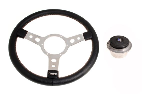 Mountney Traditional Vinyl 14 Inch Steering Wheel With Polished Centre 43Spvb, Boss Boss66A, Badge - RT1291A