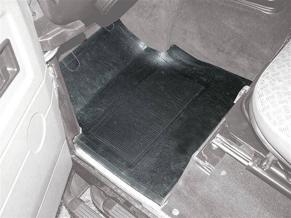Rubber Mat Front LH Single R380 BTR7897BP Aftermarket