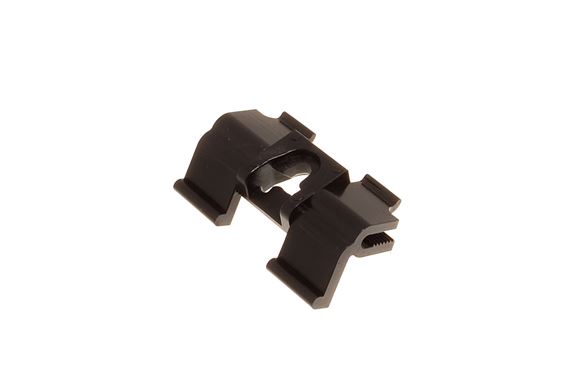 Retainer-windscreen finisher clip - female - DCC000010 - Genuine MG Rover