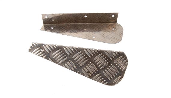 Mudflap Bracket Rear (pair) Chequer Plate - LL1365 - Aftermarket